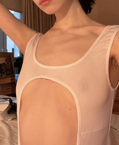 Nagie wyciekłe zdjęcie OnlyFans od Milalon4ik