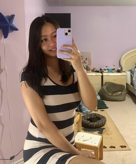 Nagie wyciekłe zdjęcie OnlyFans od Queenbaddii