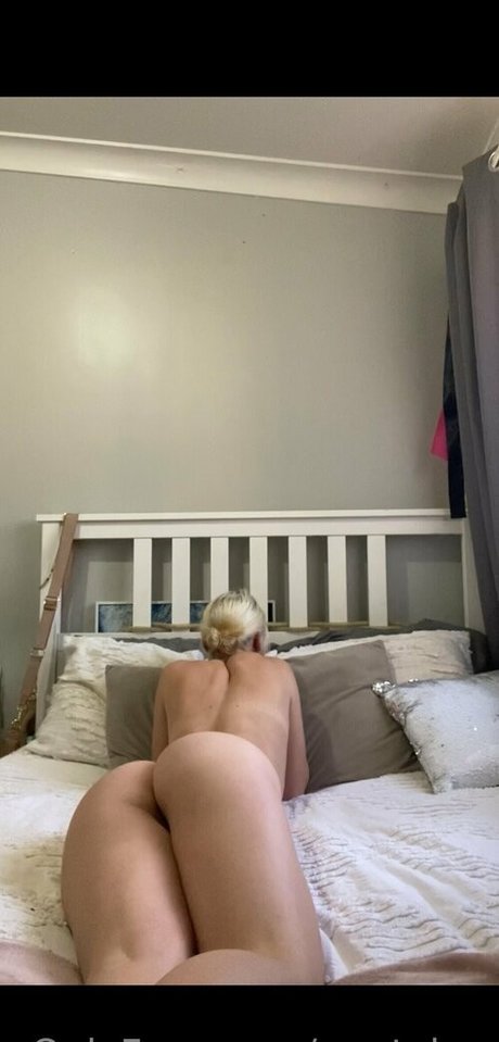 Nagie wyciekłe zdjęcie OnlyFans od Auntybre