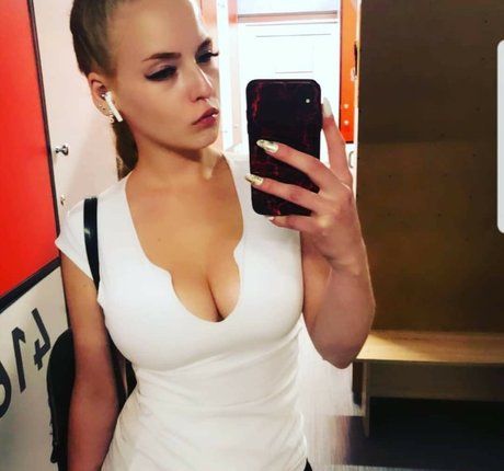 Nagie wyciekłe zdjęcie OnlyFans od Oksana Neveselaya