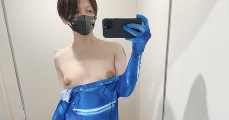 Nagie wyciekłe zdjęcie OnlyFans od Kimonipple