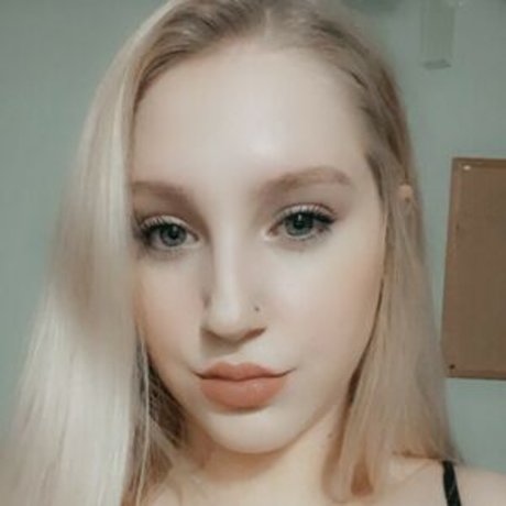 Nagie wyciekłe zdjęcie OnlyFans od Bbyjuulxo