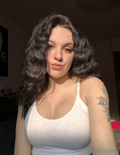 Nagie wyciekłe zdjęcie OnlyFans od Svenjaonly