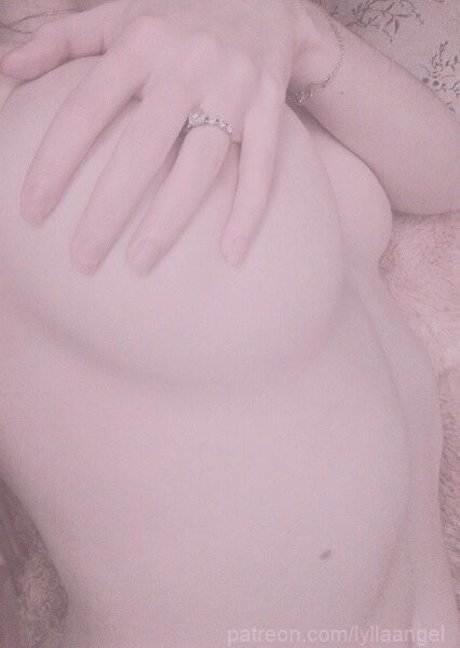 Nagie wyciekłe zdjęcie OnlyFans od Lyllaangel
