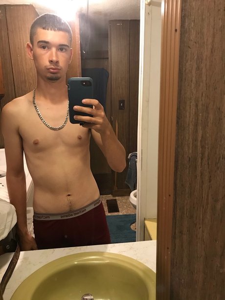 Nagie wyciekłe zdjęcie OnlyFans od Arron Norris