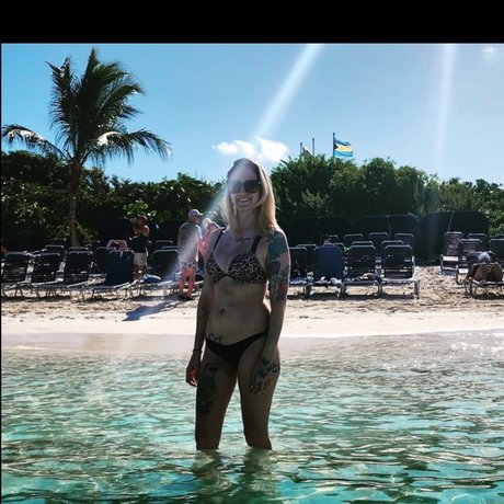 Nagie wyciekłe zdjęcie OnlyFans od Noelle Ates