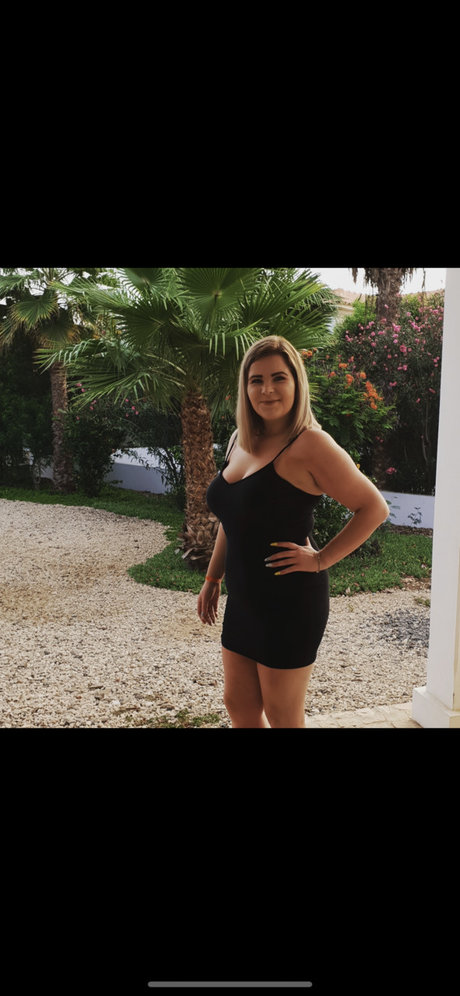 Nagie wyciekłe zdjęcie OnlyFans od Abbie