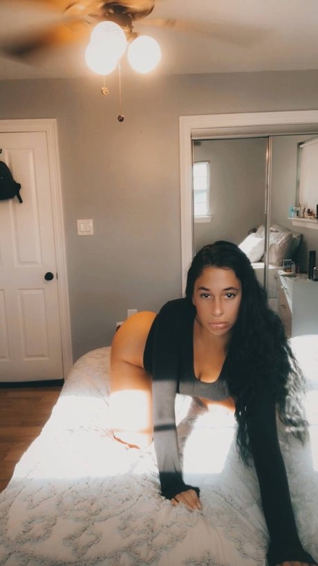 Nagie wyciekłe zdjęcie OnlyFans od Okkelsy