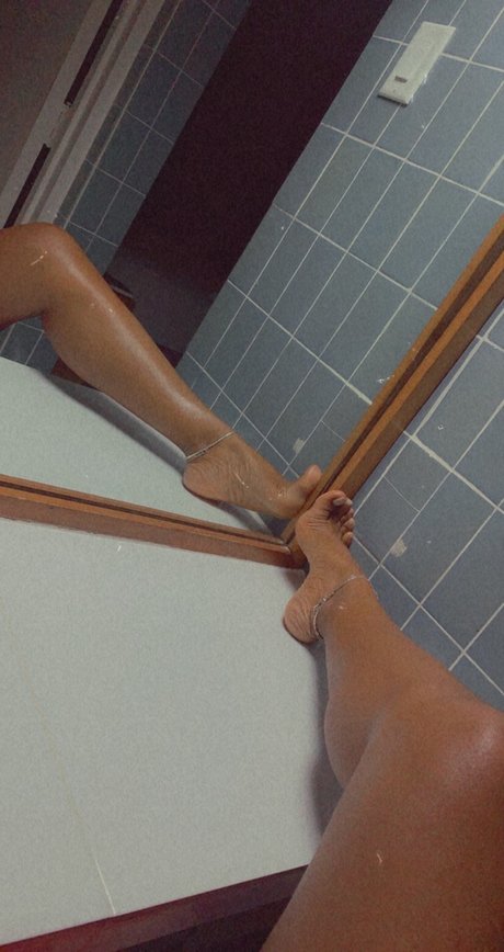 Nagie wyciekłe zdjęcie OnlyFans od Asabis Feet