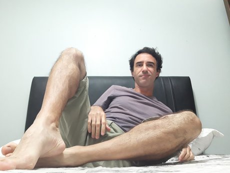 Nagie wyciekłe zdjęcie OnlyFans od Only Big Calves  