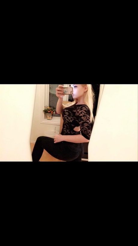 Nagie wyciekłe zdjęcie OnlyFans od Peneirene