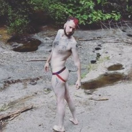 Nagie wyciekłe zdjęcie OnlyFans od Hawkeiros