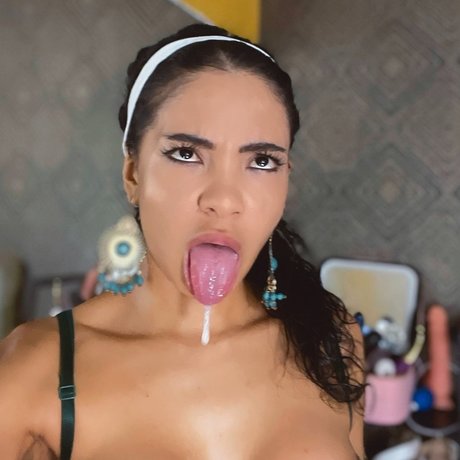 Nagie wyciekłe zdjęcie OnlyFans od Cinnamonlove