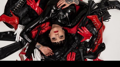 Nagie wyciekłe zdjęcie OnlyFans od Petra Hunter
