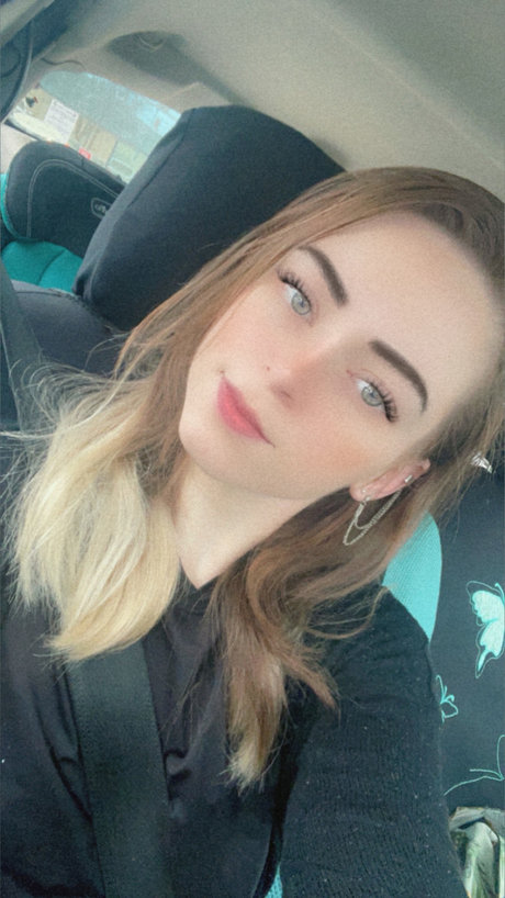 Nagie wyciekłe zdjęcie OnlyFans od Shina