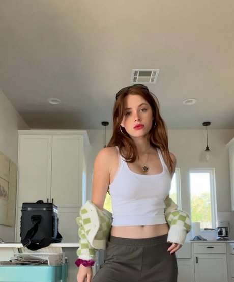 Nagie wyciekłe zdjęcie OnlyFans od Violet Brinson