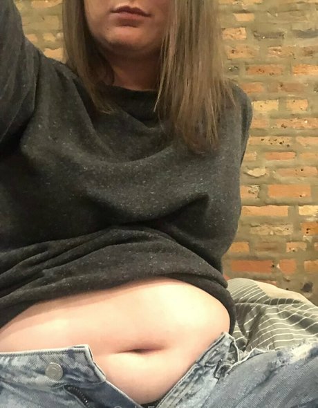 Nagie wyciekłe zdjęcie OnlyFans od Potbellywife