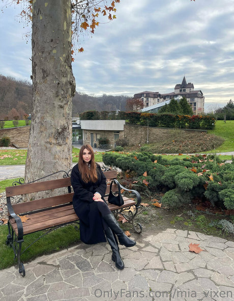 Mia_vixen
