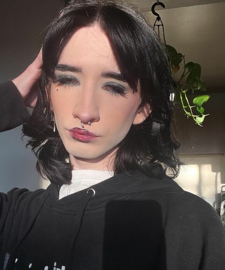 Nagie wyciekłe zdjęcie OnlyFans od Cherry Darling