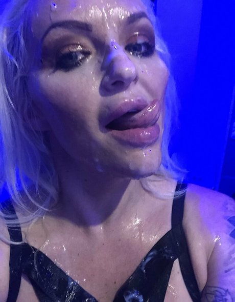 Nagie wyciekłe zdjęcie OnlyFans od Louiseleexxx1