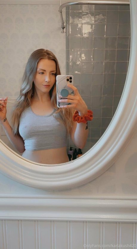 Nagie wyciekłe zdjęcie OnlyFans od Karlakush420