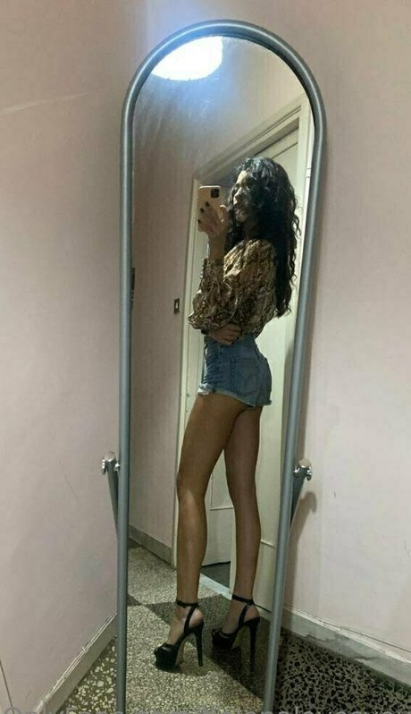 Nagie wyciekłe zdjęcie OnlyFans od Helenalovesyoux