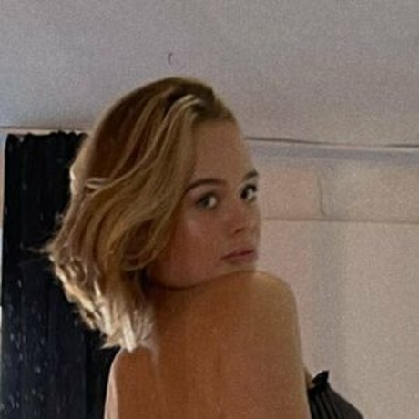 Nagie wyciekłe zdjęcie OnlyFans od Polinarss