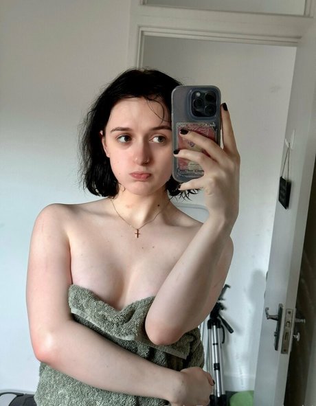Nagie wyciekłe zdjęcie OnlyFans od Pierbi