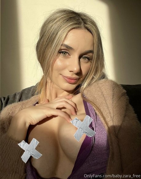 Nagie wyciekłe zdjęcie OnlyFans od Zararosefree