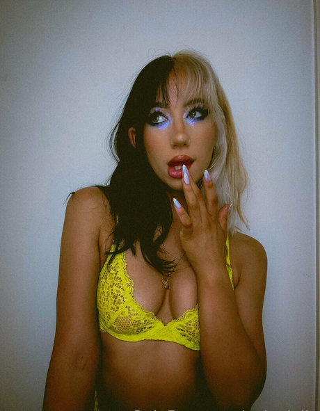Nagie wyciekłe zdjęcie OnlyFans od Nakedella