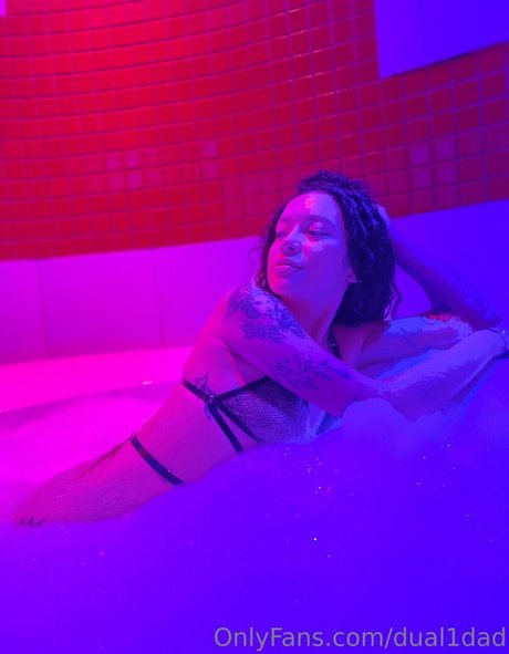 Nagie wyciekłe zdjęcie OnlyFans od Dual1dad