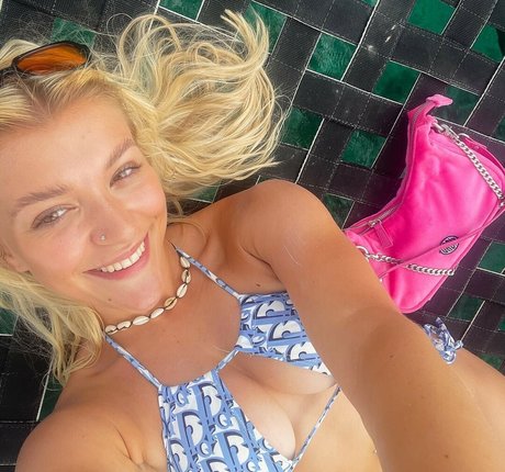 Nagie wyciekłe zdjęcie OnlyFans od Molly Marsh