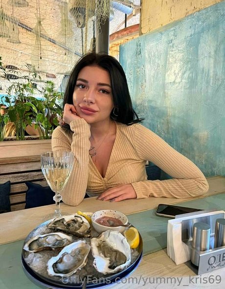 Nagie wyciekłe zdjęcie OnlyFans od Yummykris69
