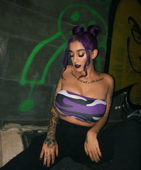 Nagie wyciekłe zdjęcie OnlyFans od May Bakshi