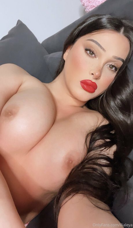 Nagie wyciekłe zdjęcie OnlyFans od Iliafox