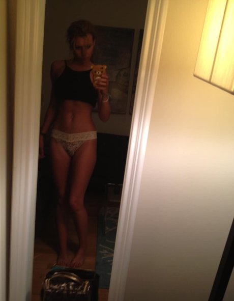 Nagie wyciekłe zdjęcie OnlyFans od Aly Michalka