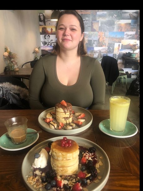 Nagie wyciekłe zdjęcie OnlyFans od Chubbyemmy