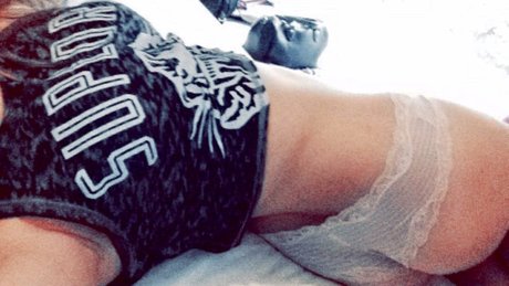 Nagie wyciekłe zdjęcie OnlyFans od Charley