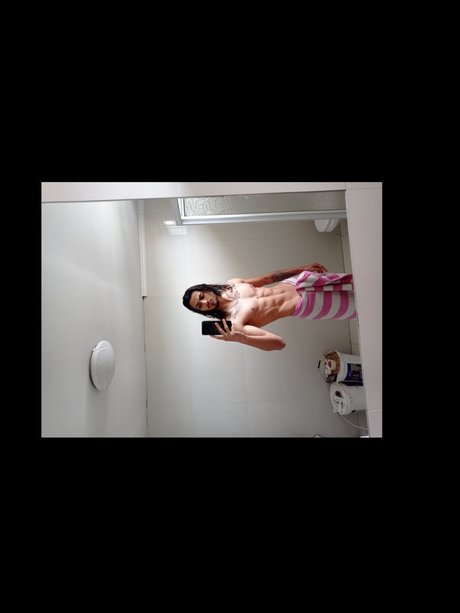 Nagie wyciekłe zdjęcie OnlyFans od Itsgogigut