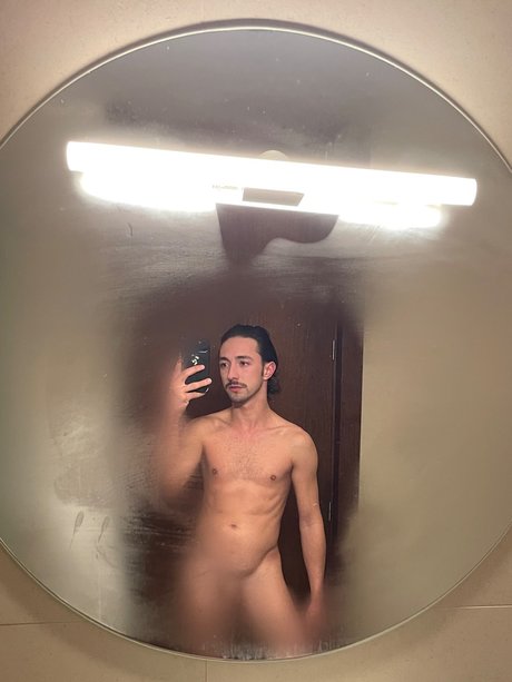 Romeo  Bottom  Boy In The Mirror