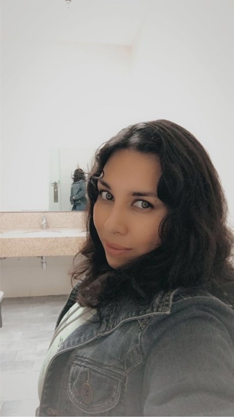 Nagie wyciekłe zdjęcie OnlyFans od Rosalinda Resendiz