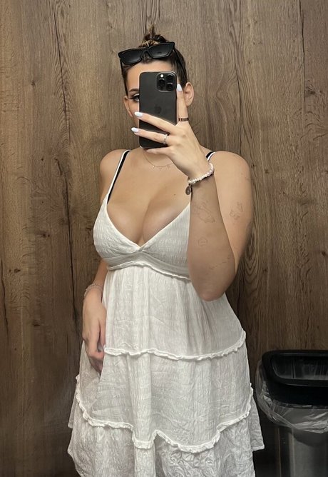 Nagie wyciekłe zdjęcie OnlyFans od Selinasailor