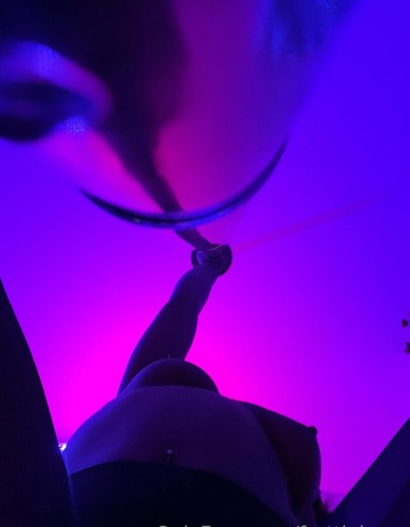 Nagie wyciekłe zdjęcie OnlyFans od Fruttieloom