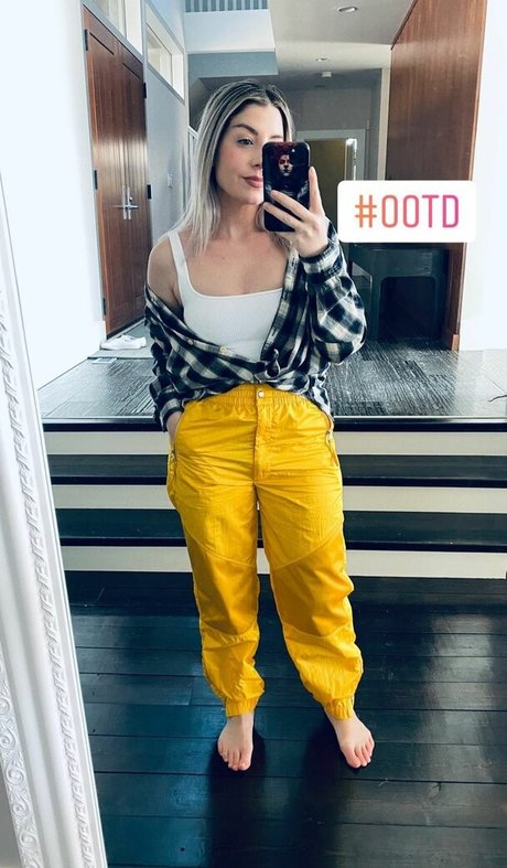 Nagie wyciekłe zdjęcie OnlyFans od Rebecca Ford