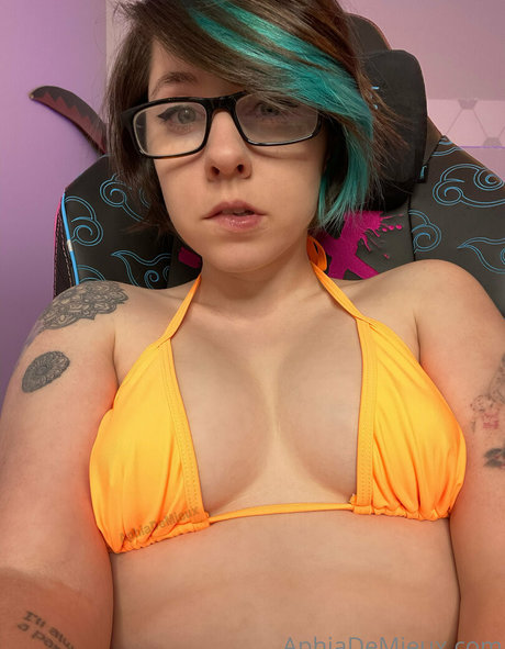Nagie wyciekłe zdjęcie OnlyFans od Aphiademieuxpublic