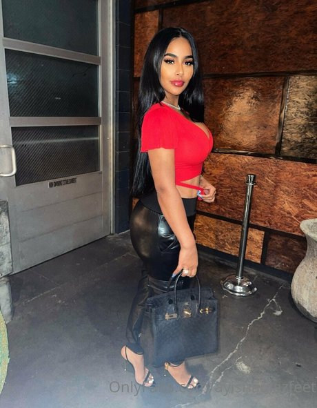 Nagie wyciekłe zdjęcie OnlyFans od Ayishadiazfeet
