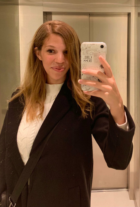Nagie wyciekłe zdjęcie OnlyFans od Lovvejane