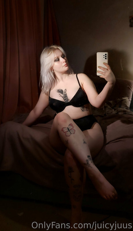 Nagie wyciekłe zdjęcie OnlyFans od Juicyjuus