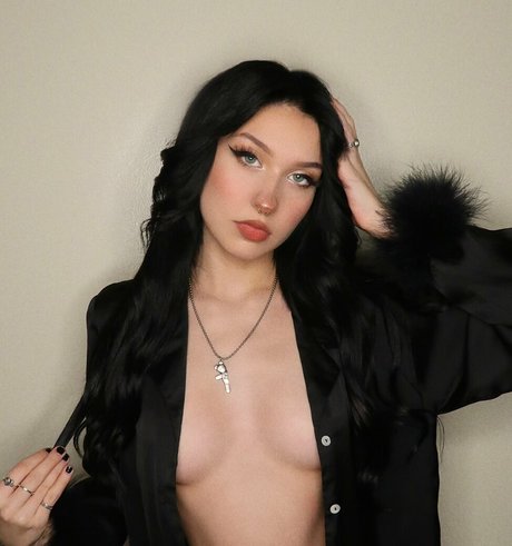 Nagie wyciekłe zdjęcie OnlyFans od Addyyraee
