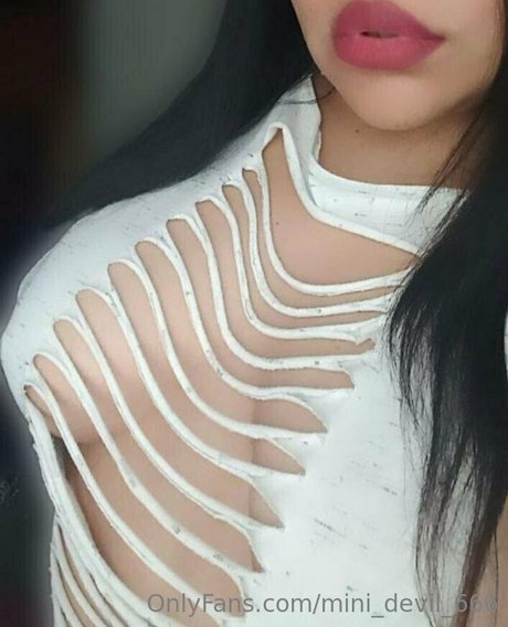Nagie wyciekłe zdjęcie OnlyFans od Minidevil666